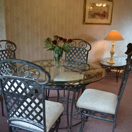 Moss Bank * Windermere